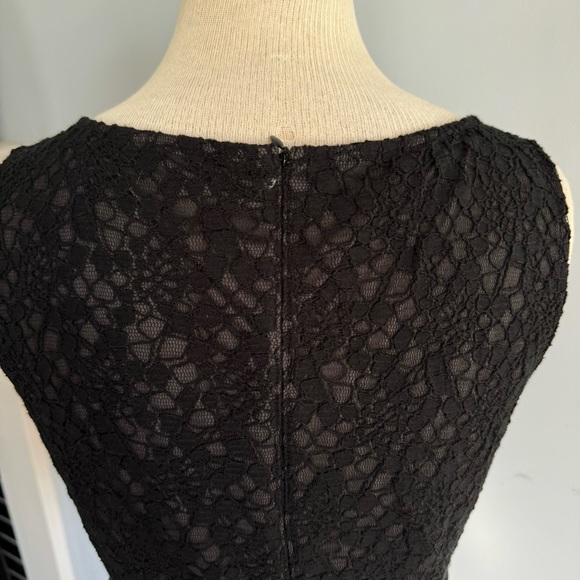 Ann Taylor lace & tweed peplum top in black gray & white Size 8 EUC - Picture 7 of 10